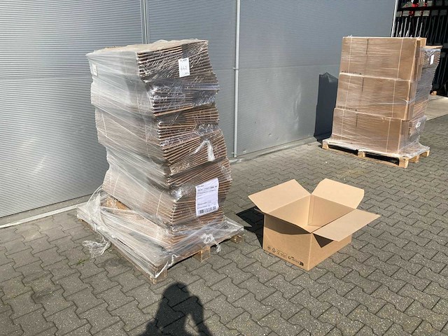Kartonnen doos 570x380x270mm (105x) - afbeelding 2 van  3