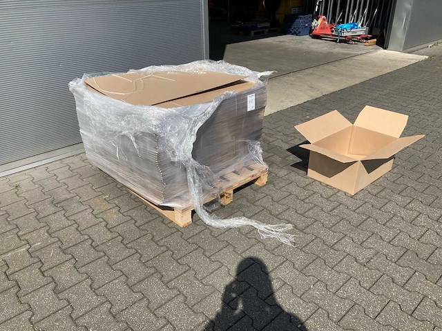 Kartonnen doos 570x380x270mm (60x) - afbeelding 2 van  3