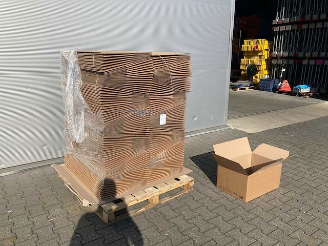Kartonnen doos 570x380x280mm (180x) - afbeelding 2 van  3