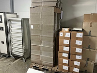 Kartonnen doos (700x) - afbeelding 1 van  1