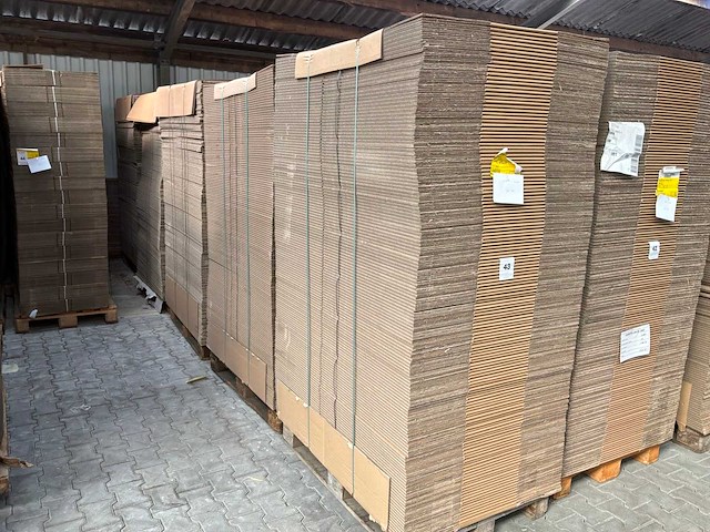 Kartonnen doos (750x) - afbeelding 4 van  5