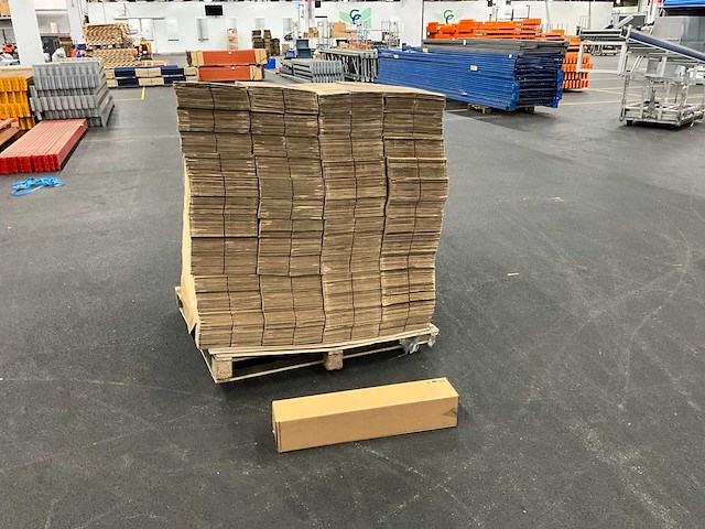 Kartonnen doos 800x150x150 mm (1560x) - afbeelding 1 van  4