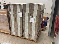 Kartonnen doos voor 8 cupcakes (323x 212x 161mm) (2400x)