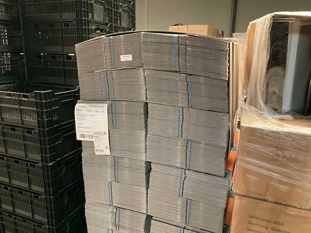 Kartonnen dozen 235x200x285 (1140x) - afbeelding 1 van  2