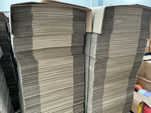 Kartonnen dozen (8000x) - afbeelding 15 van  15