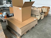 Kartonnen dozen - afbeelding 2 van  2