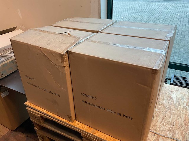 Kartonnen drinkbeker 500cc (4000x) - afbeelding 3 van  4