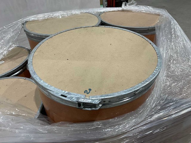 Kartonnen tonnen - afbeelding 3 van  6