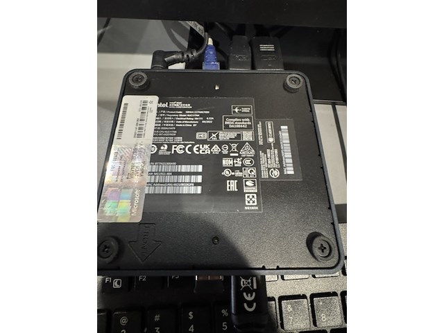 Kassa computer met monitor intel, nuc11tnk - afbeelding 2 van  6