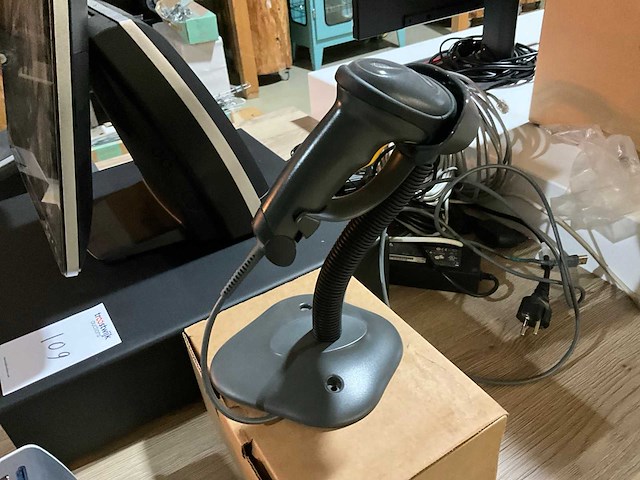 Kassa retail touchscreen met scanner, bonprinter en pin automaat - afbeelding 7 van  11