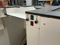 Kassa ruimte / checkout - afbeelding 7 van  8