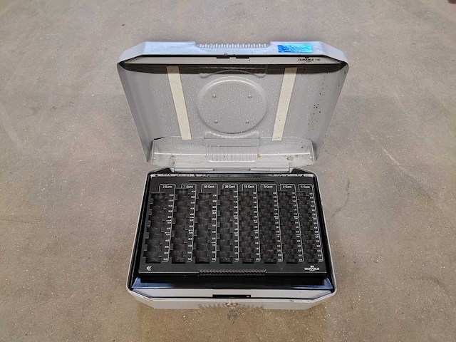 Kassa - afbeelding 1 van  5