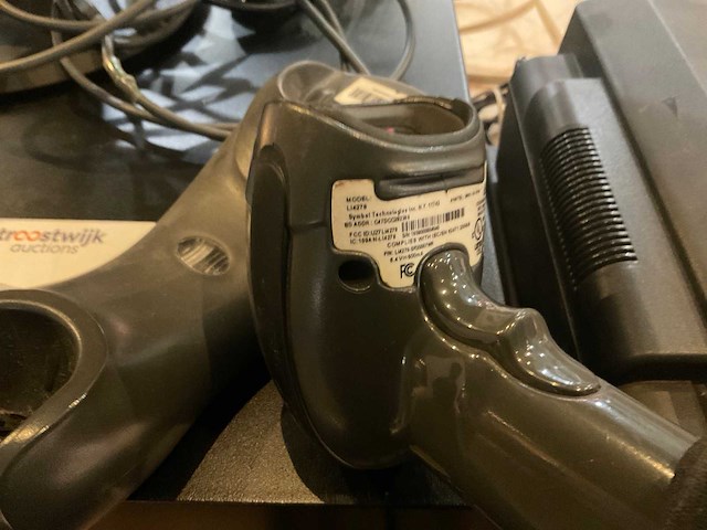 Kassalade, printer, monitor - afbeelding 13 van  14