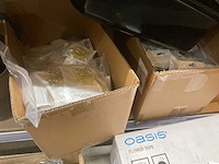 Kassarollen, lijm en tape - afbeelding 21 van  23