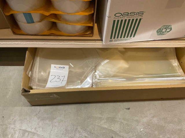 Kassarollen, lijm en tape - afbeelding 23 van  23