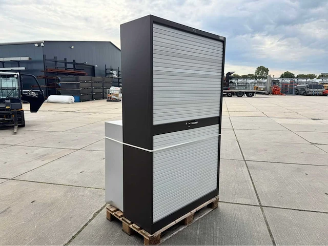 Kast (2x) - afbeelding 1 van  6
