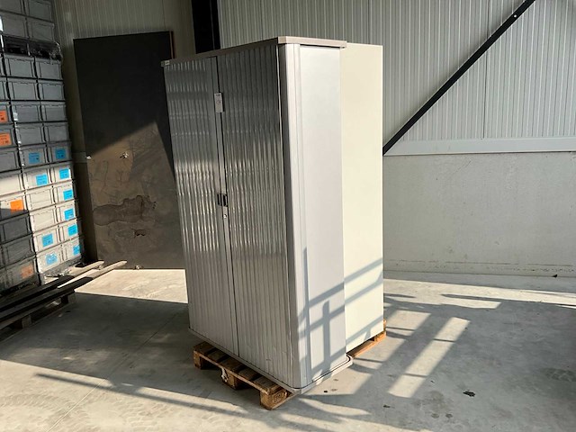 Kast (2x) - afbeelding 1 van  9