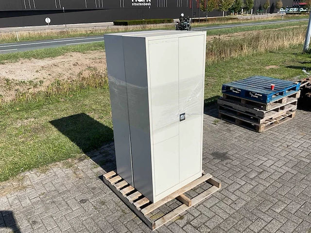 Kast (2x) - afbeelding 2 van  5