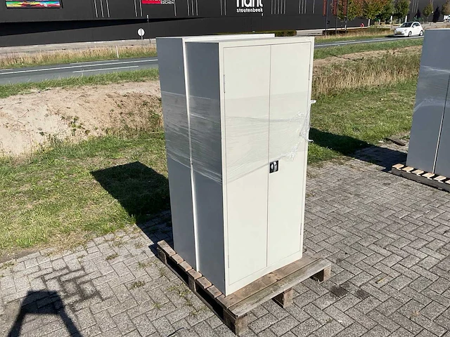 Kast (2x) - afbeelding 2 van  5