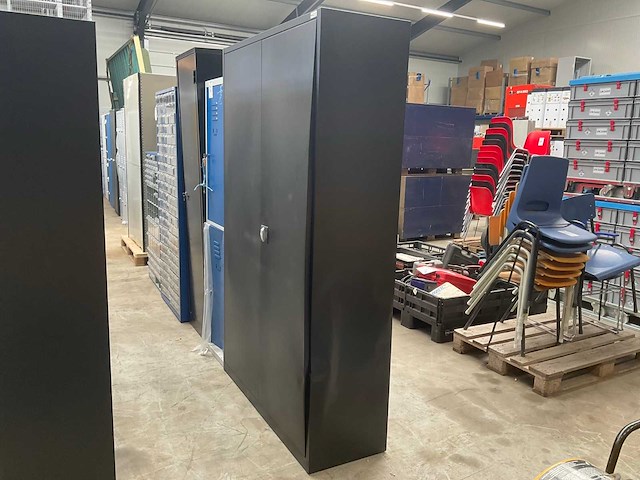 Kast (3x) - afbeelding 1 van  6