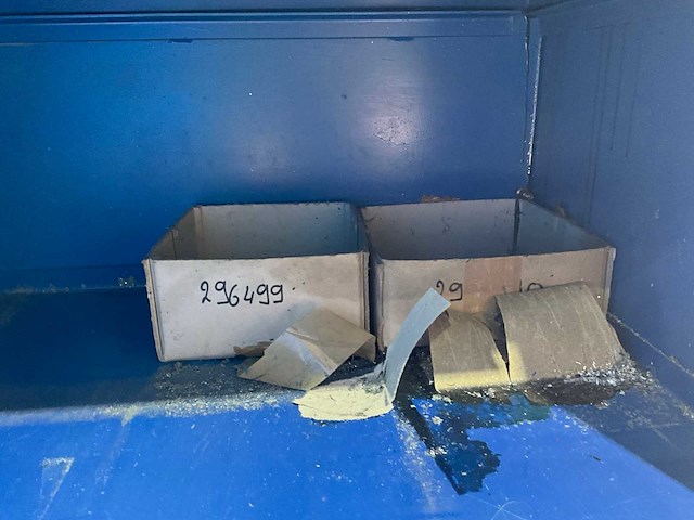 Kast (3x) - afbeelding 6 van  6