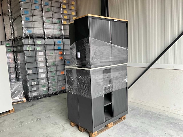 Kast (4x) - afbeelding 1 van  7