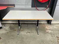 Kast en tafel - afbeelding 5 van  11