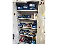 Kast met divers handgereedschap - afbeelding 8 van  15