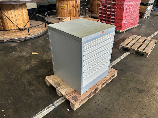 Kast met draaigereedschap - afbeelding 4 van  10