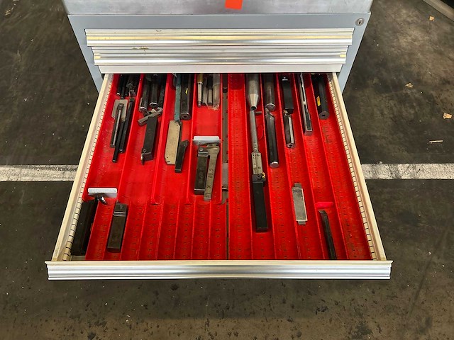 Kast met draaigereedschap - afbeelding 7 van  10