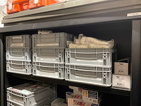 Kast met ehbo artikelen - afbeelding 3 van  7