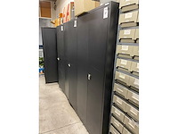 Kast met elektromateriaal - afbeelding 2 van  6