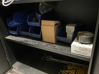 Kast met elektromateriaal - afbeelding 6 van  6