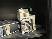 Kast met elektromateriaal - afbeelding 2 van  9