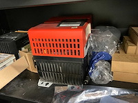 Kast met elektromateriaal - afbeelding 5 van  9