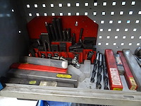 Kast met frees/boor toebehoren - afbeelding 3 van  9
