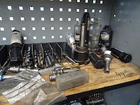 Kast met frees/boor toebehoren - afbeelding 5 van  9