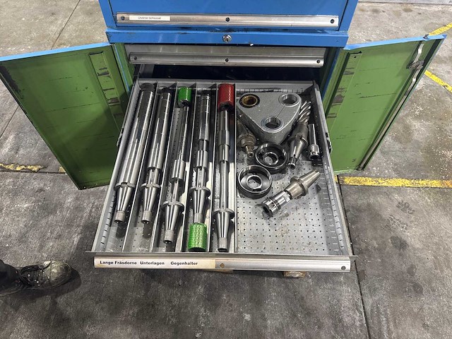 Kast met gereedschap - afbeelding 4 van  8