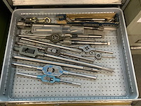 Kast met gereedschappen (3x) - afbeelding 5 van  12