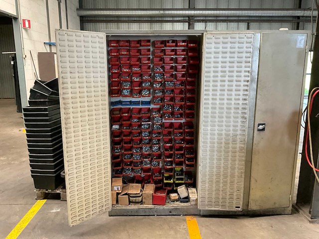 Kast met grijpvoorraad (2x) - afbeelding 1 van  15