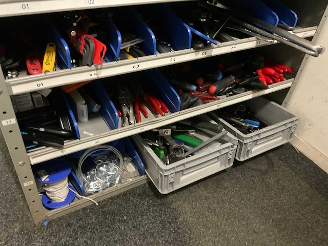 Kast met handgereedschap (2x) - afbeelding 6 van  14