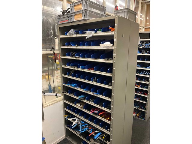 Kast met handgereedschap (2x) - afbeelding 7 van  14