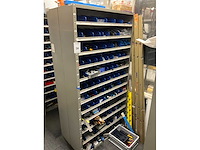 Kast met handgereedschap (2x) - afbeelding 2 van  17