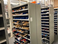 Kast met handgereedschap (2x) - afbeelding 1 van  17