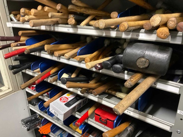 Kast met handgereedschap (2x) - afbeelding 14 van  17