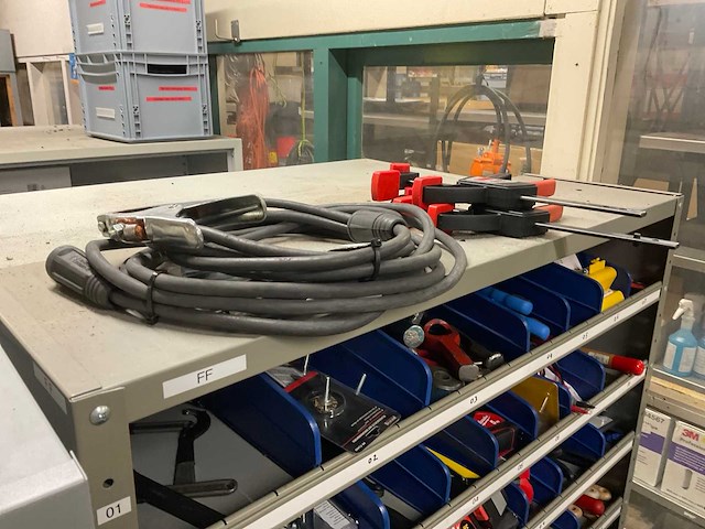 Kast met handgereedschap (6x) - afbeelding 20 van  26