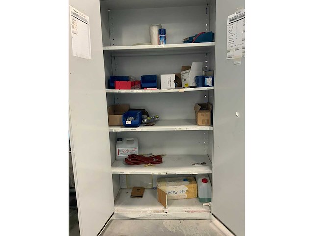 Kast met inhoud (2x) - afbeelding 5 van  10