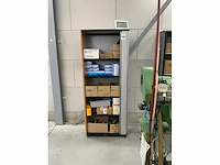 Kast met inhoud (2x) - afbeelding 2 van  4