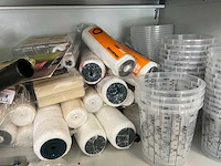 Kast met inhoud (4x) - afbeelding 2 van  23