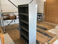Kast met inhoud (4x) - afbeelding 14 van  23